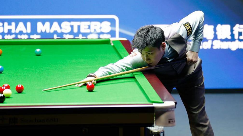 Thrilling Snooker Showdown: Wilson and Zhao Advance to Shanghai Masters Semi-Finals
