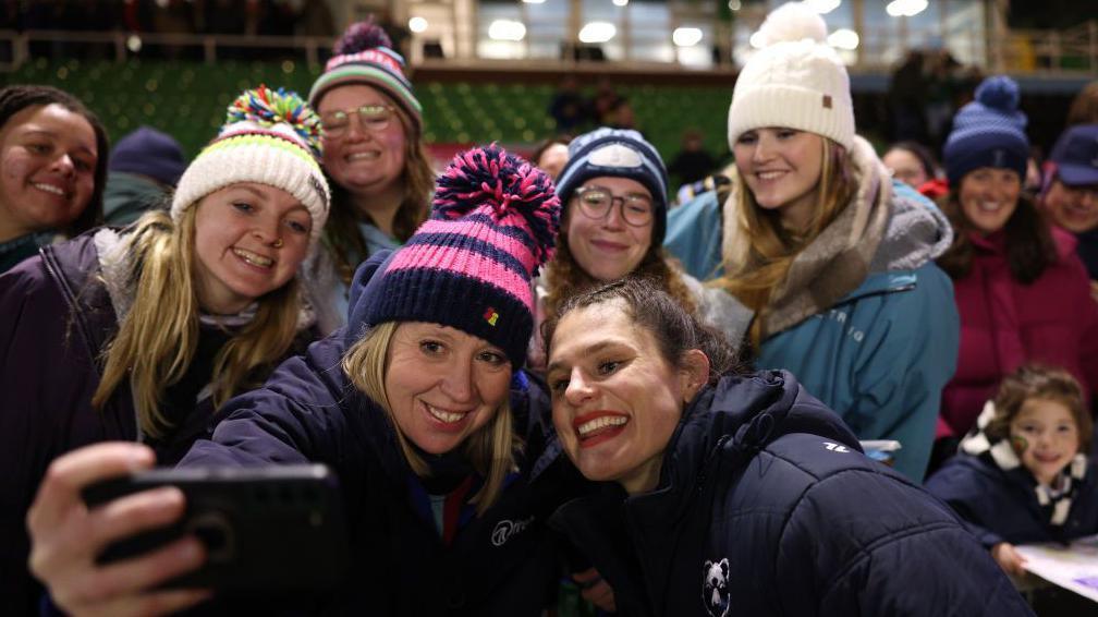 Sarah Bern's TikTok Dance: Empowering Women's Rugby and Breaking Stereotypes