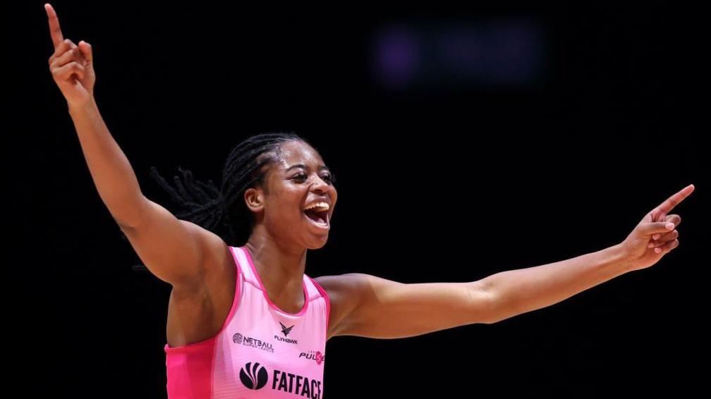 London Pulse Dominates Netball Super League with Sixth Consecutive Win Against Manchester Thunder
