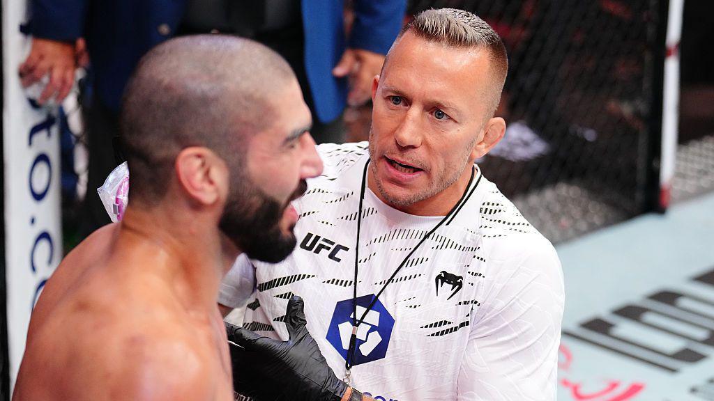 UFC's $5.7B Paramount Deal Sparks Fighter Pay Controversy: Industry Legends Sound Alarm