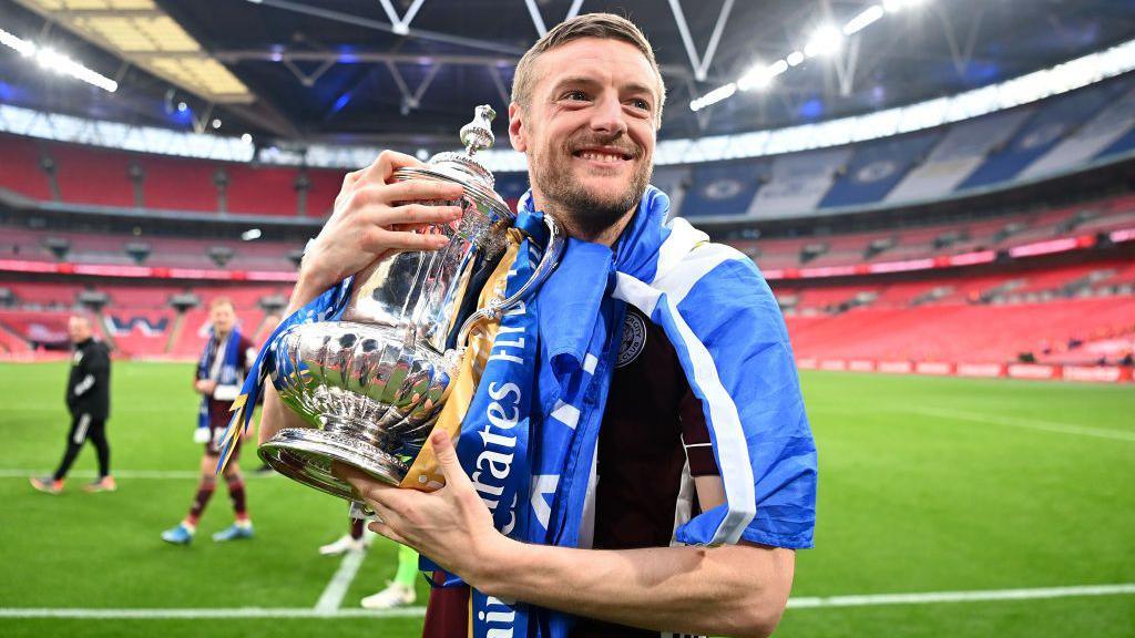 Jamie Vardy's Farewell: Leicester City Legend to Depart After Stellar Career