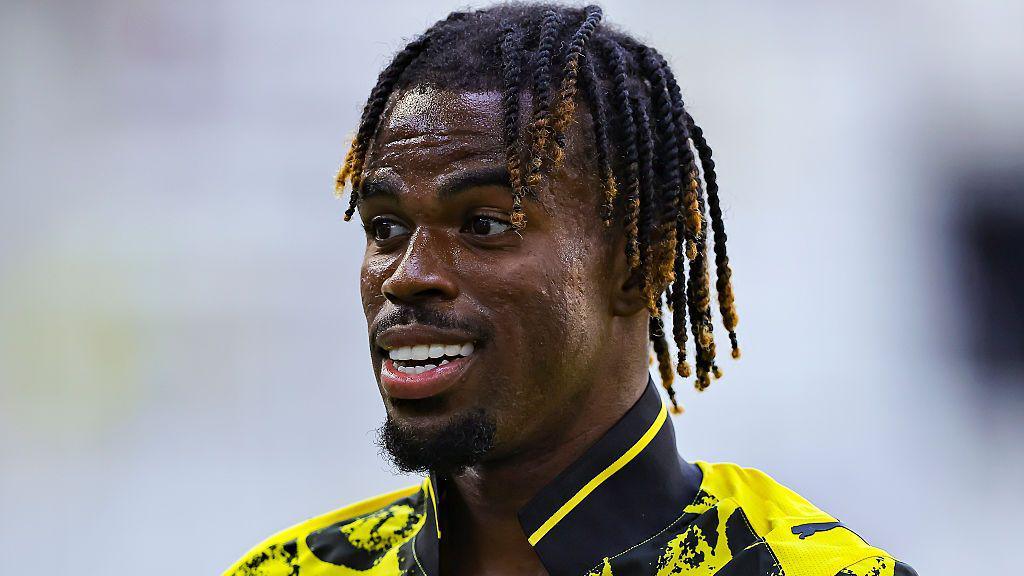 Chelsea’s £270M Summer Overhaul: Strategic Sales & Dortmund Deals Shape Champions League Ambitions