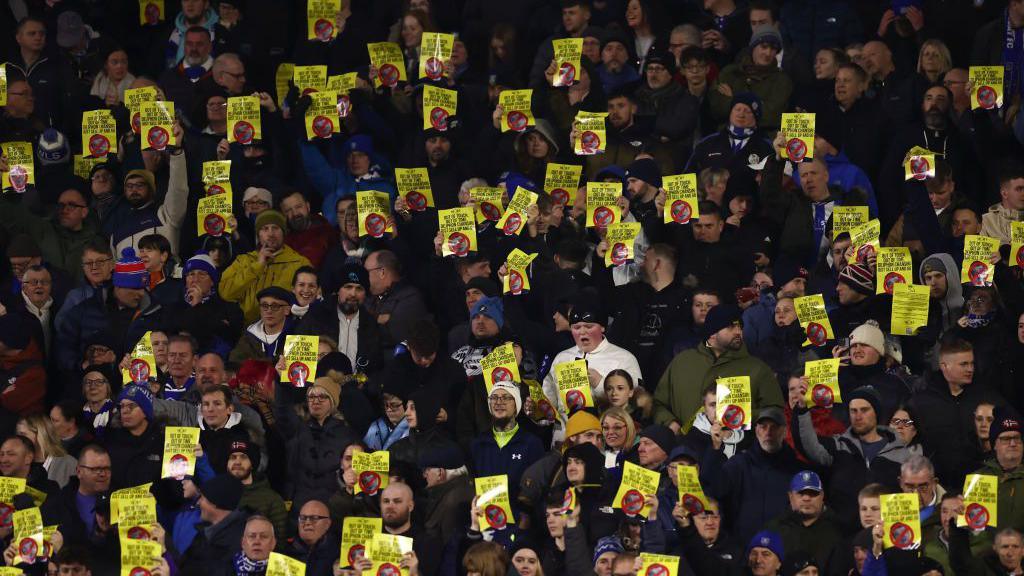 Financial Turmoil in Football: The Unresolved Crises of Sheffield Wednesday and Morecambe