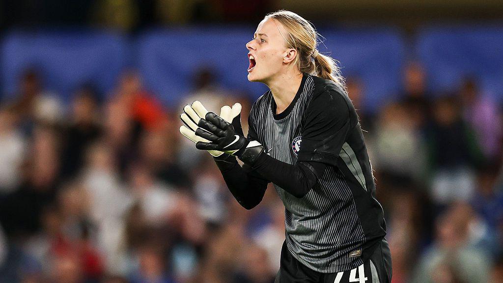 The Rise of Women's Football Goalkeepers: How a New Era Silenced Critics and Redefined the Game
