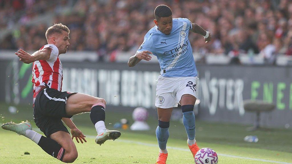 The Evolution of Wing Play: How Inverted Wingers Are Redefining Modern Football Tactics