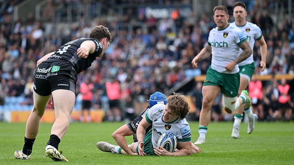 Exeter Chiefs Dominate Youthful Northampton Saints in Thrilling Premiership Clash