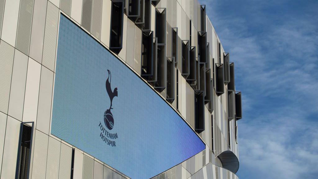 Tottenham Takeover Drama: Brooklyn Earick Withdraws Bid as Club Reaffirms Commitment to Levy's Legacy