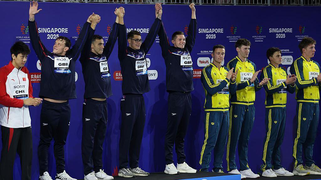 GB Triumphs in Men's 4x200m Freestyle Relay at 2025 World Aquatics Championships