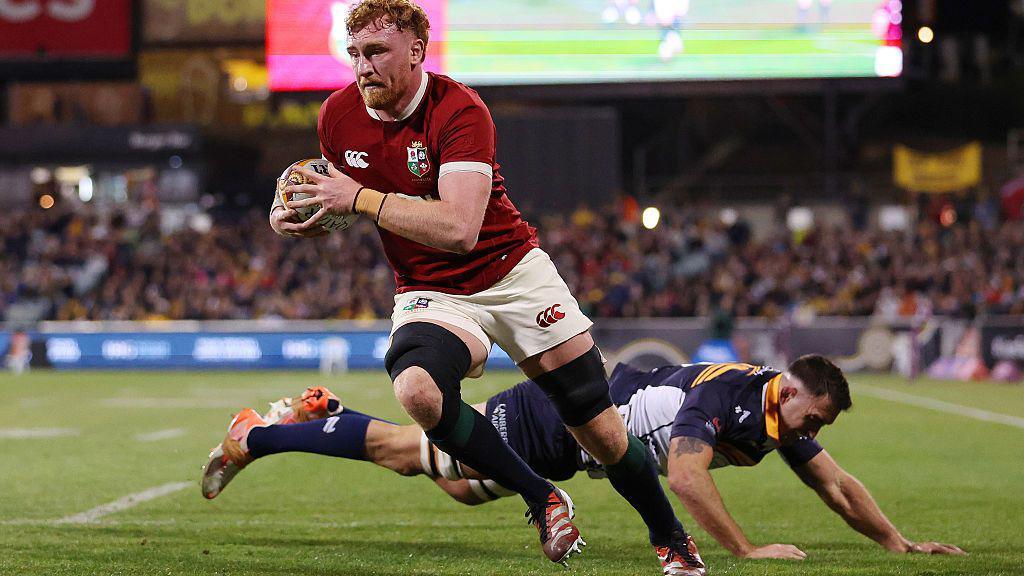 Chessum's Line-Out Mastery: A Game-Changer for the Back Row