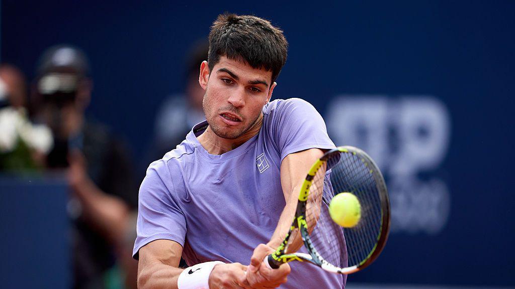 Carlos Alcaraz Dominates Djere to Advance to Barcelona Open Quarter-Finals
