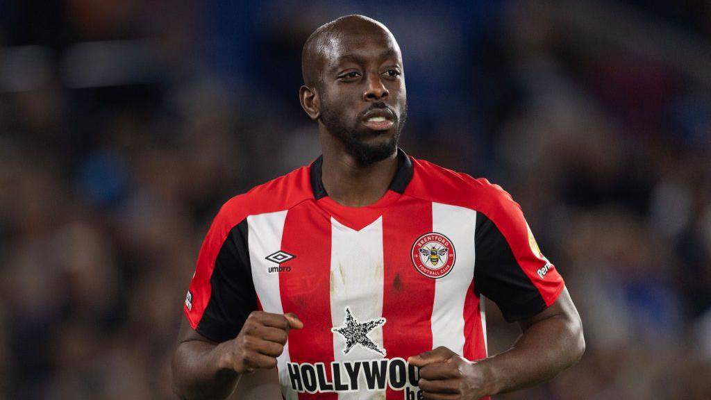 Yoane Wissa's Brentford Dilemma: Training Resumes Amid Transfer Talks