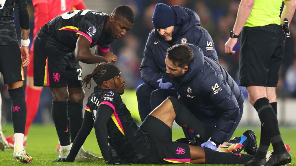 Chelsea's Injury Woes: Madueke Sidelined Until Late March