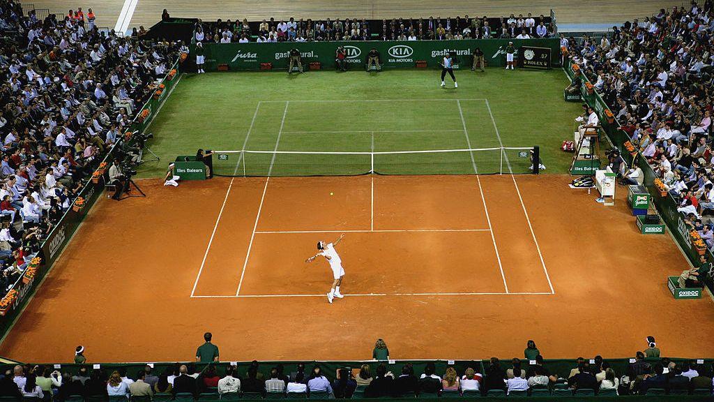 The Court of Dreams: Celebrating the Federer-Nadal Showdown on Hybrid Surfaces