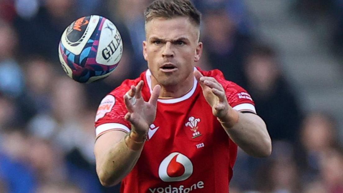 Gareth Anscombe's Road to the 2027 Rugby World Cup: A Six Nations Comeback Story