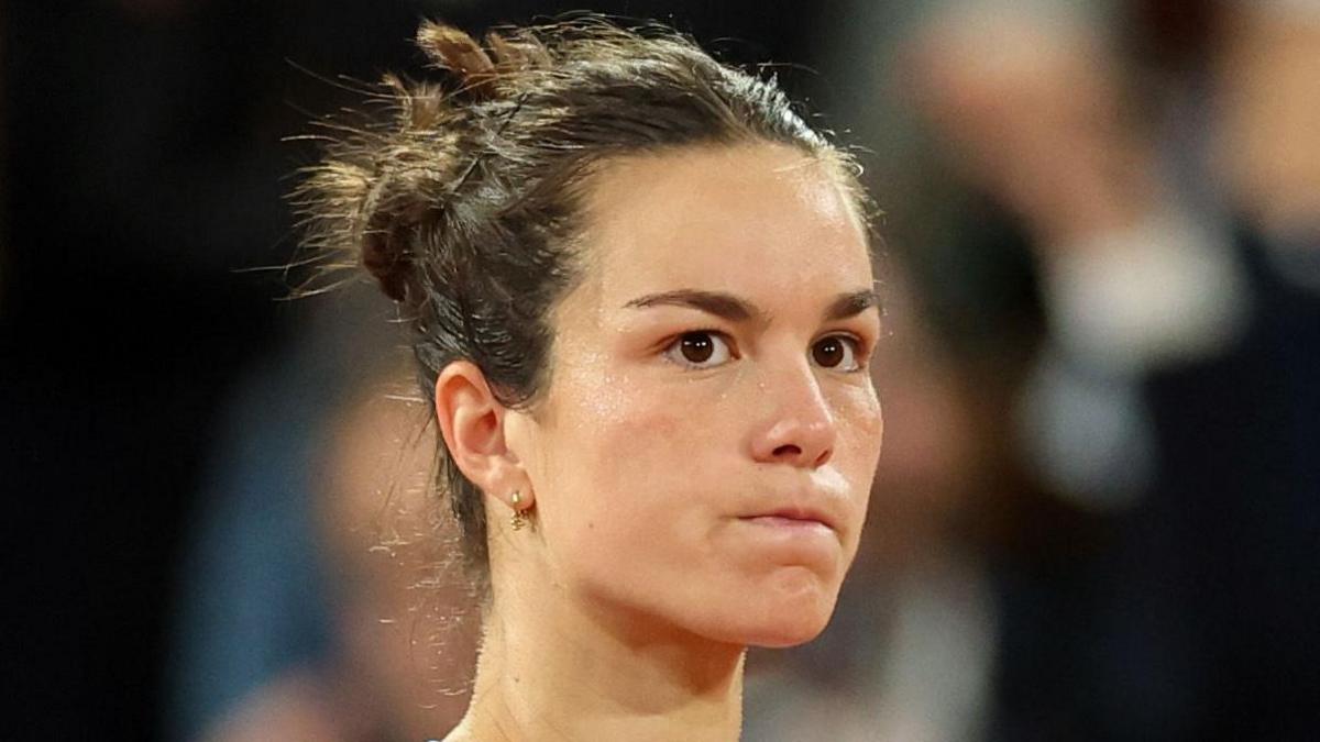 Lois Boisson's Wimbledon Dream Ends in Qualifying Round: A Rising Star's Journey