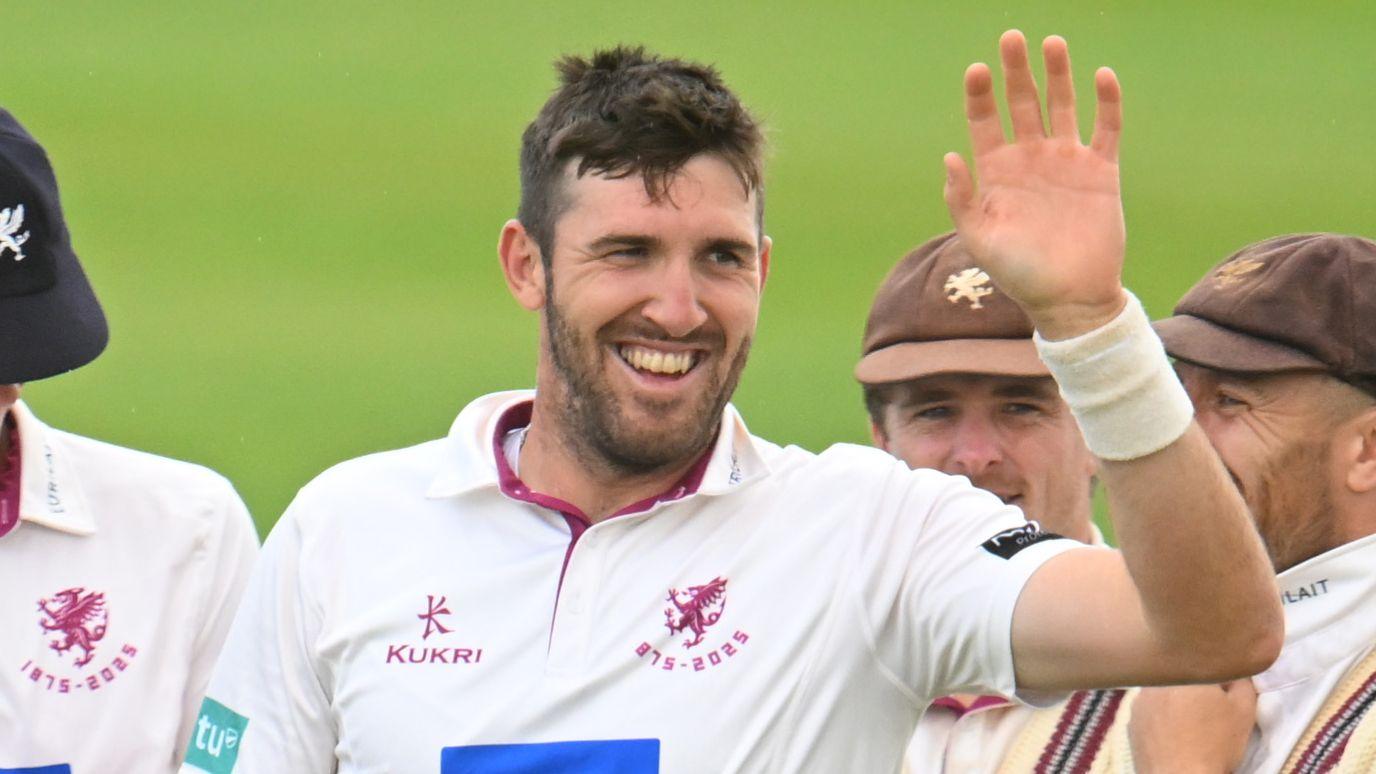 Somerset Dominates Durham in a Thrilling Day of County Championship Cricket