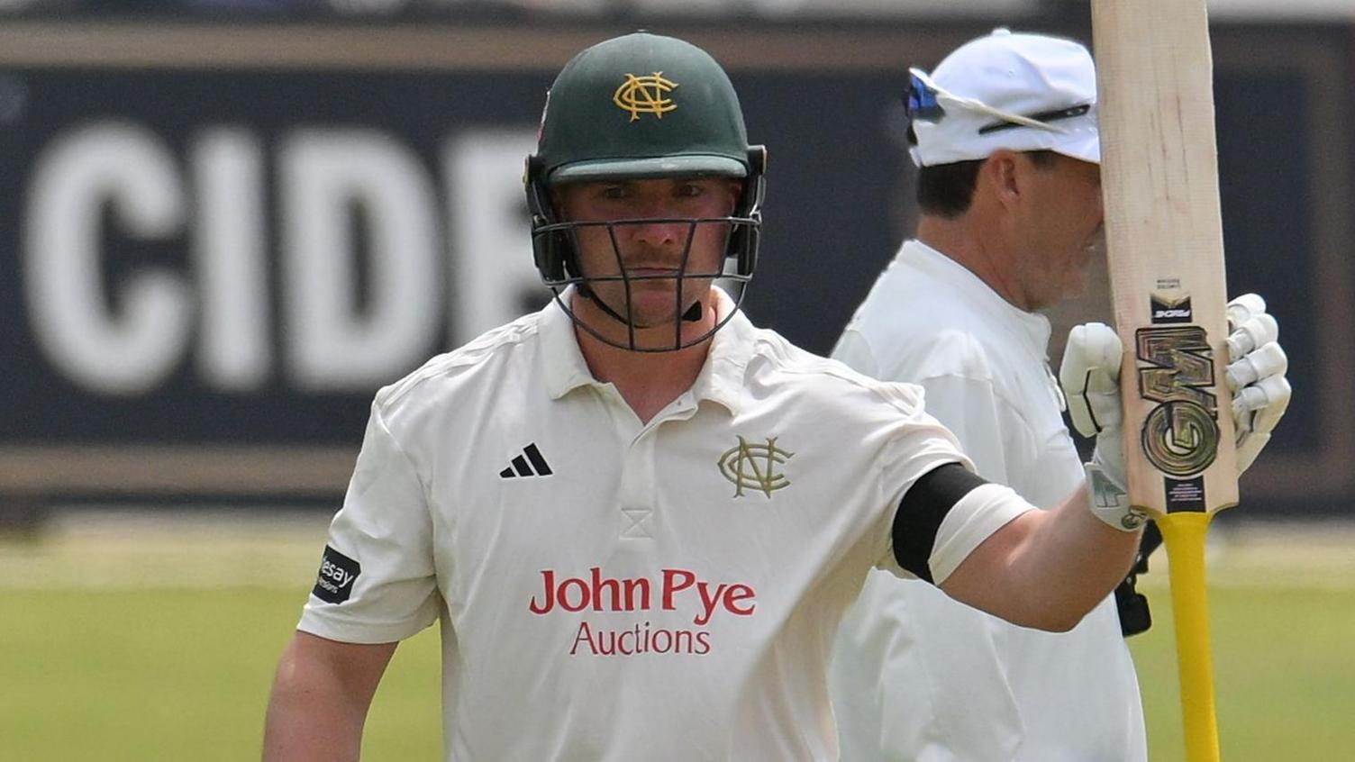 Nottinghamshire Dominates Yorkshire with a Staggering 487 in County Championship