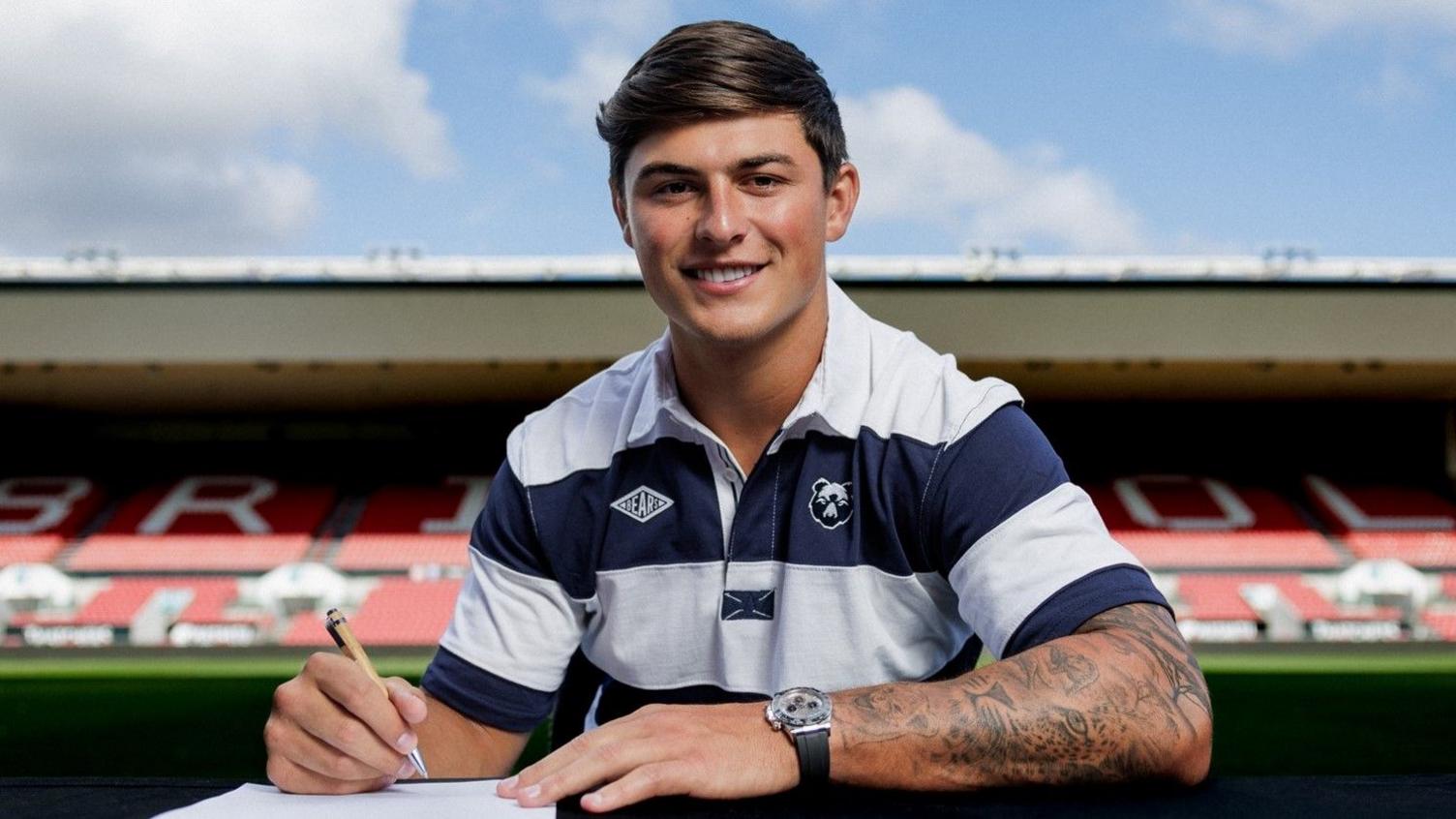 Louis Rees-Zammit Returns to Rugby Union with Bristol Bears for 2025-26 Season