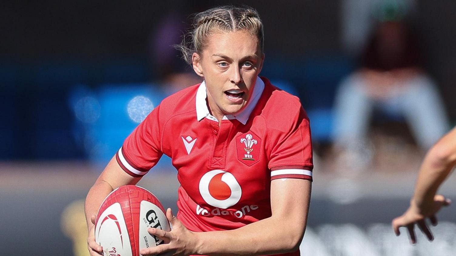 Hannah Jones Continues as Wales Captain Under New Head Coach Sean Lynn