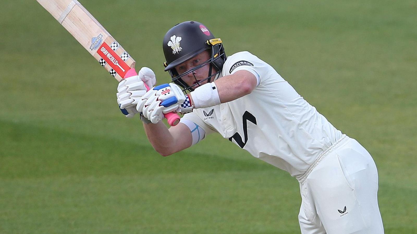 Surrey's Spectacular Showdown with Sussex in Cricket Championship