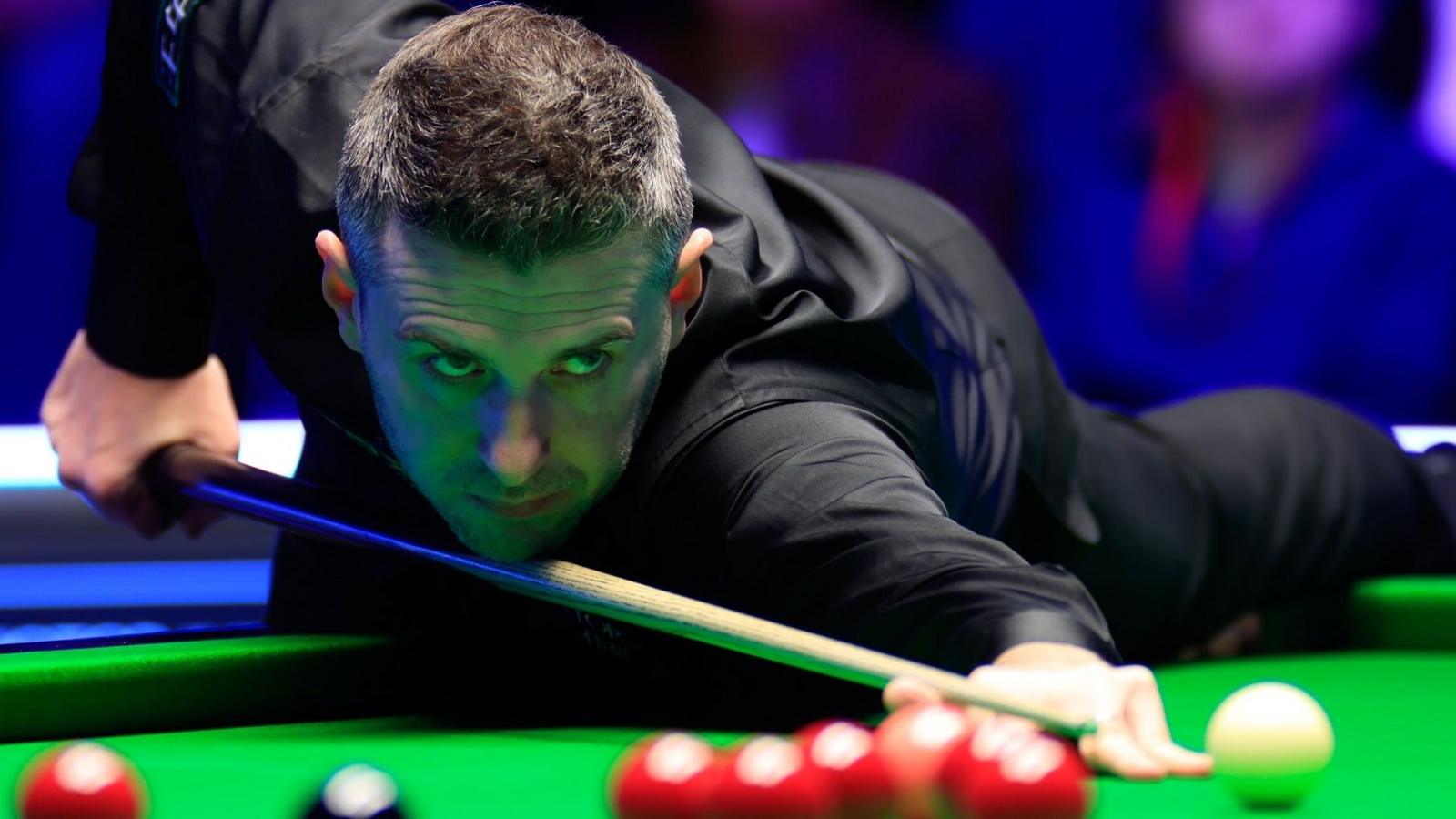 Mark Selby Triumphs Over John Higgins in Nail-Biting Welsh Open Quarter-Final