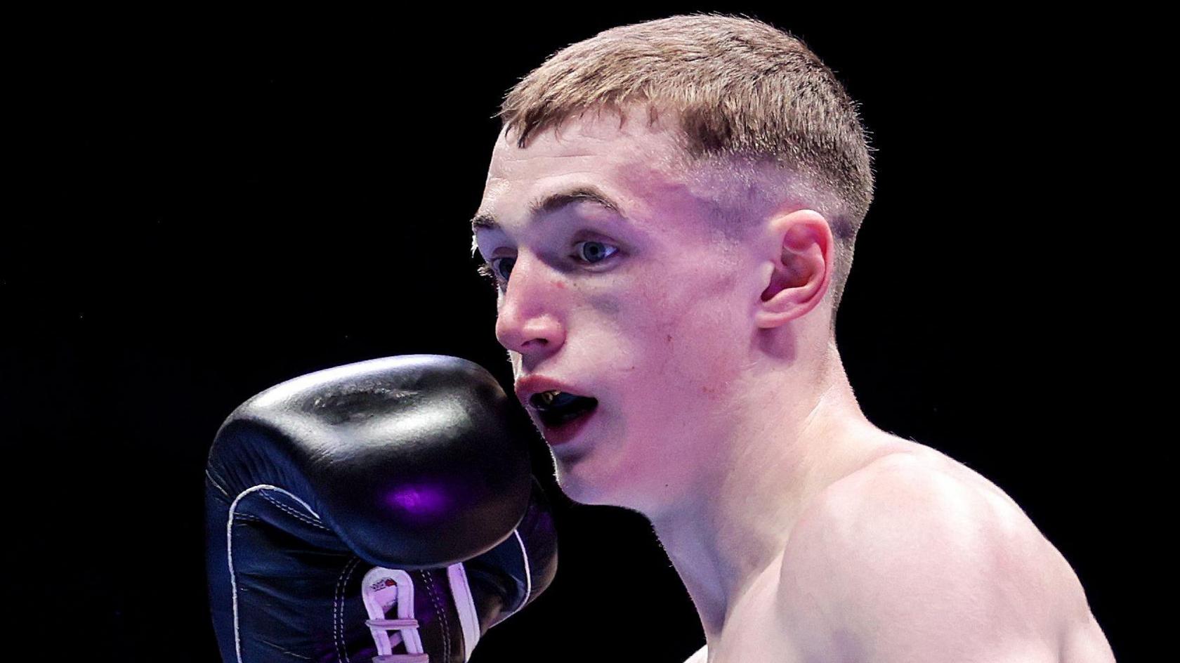 Murphy Triumphs Over Haji to Secure Commonwealth Silver Featherweight Title