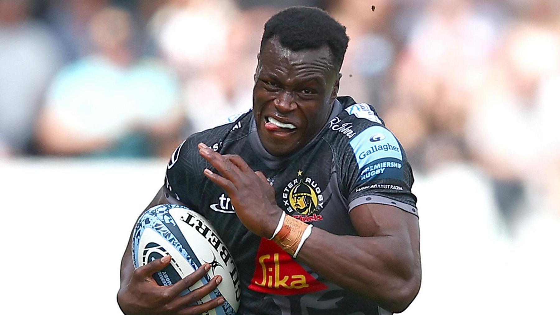 Paul Brown-Bampoe Extends Contract with Exeter Chiefs: A Rising Star in Rugby Union