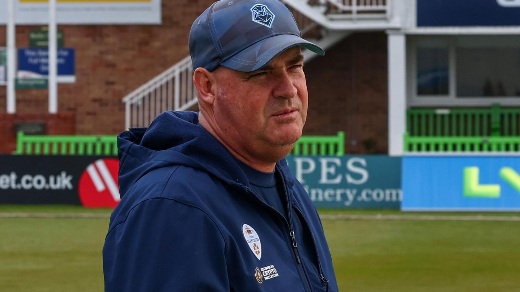 Mickey Arthur Extends Stay at Derbyshire: A Deeper Look into the Club's Future