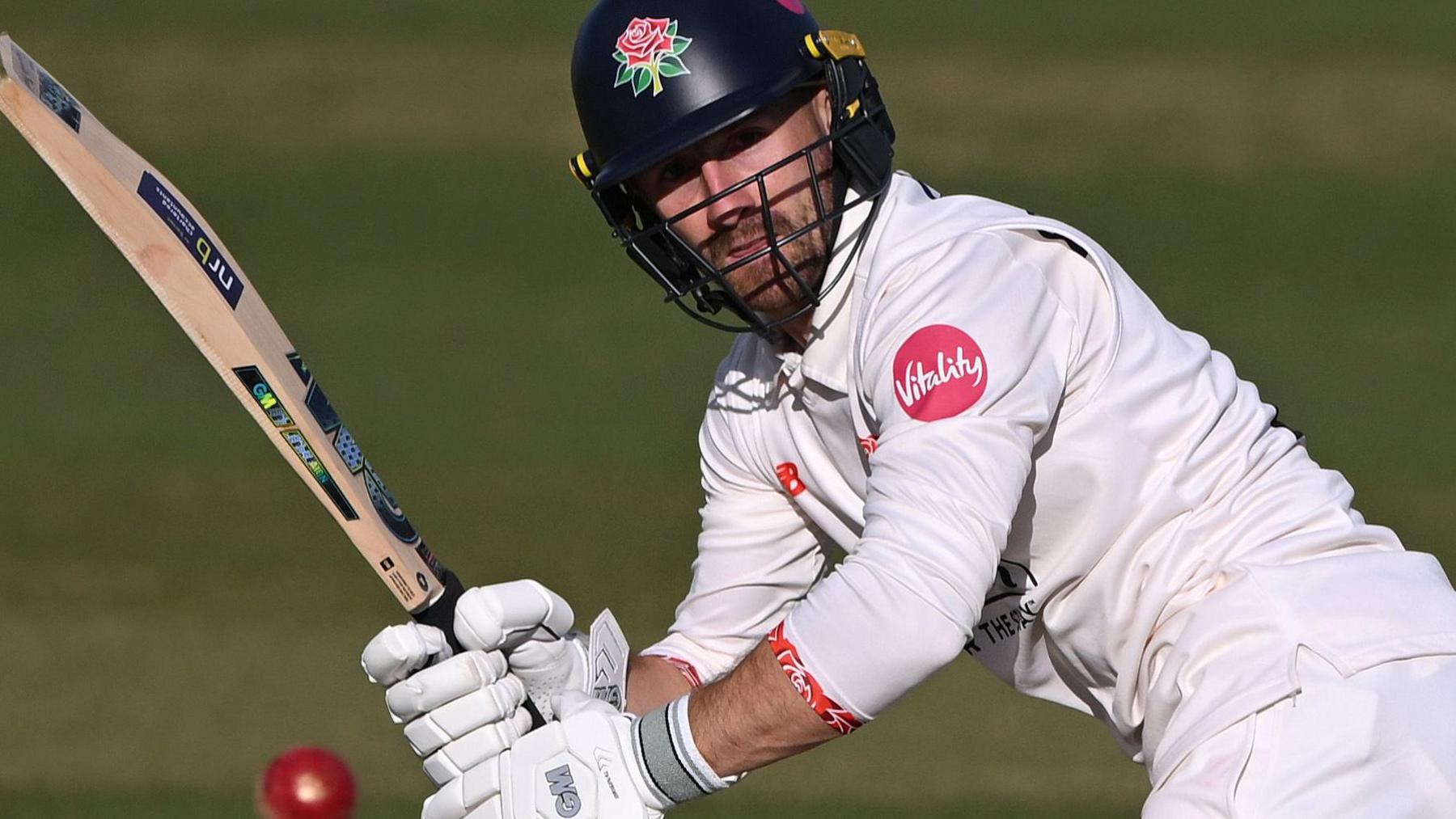 Lancashire Dominate with Record 639-9 Against Kent in County Championship Clash