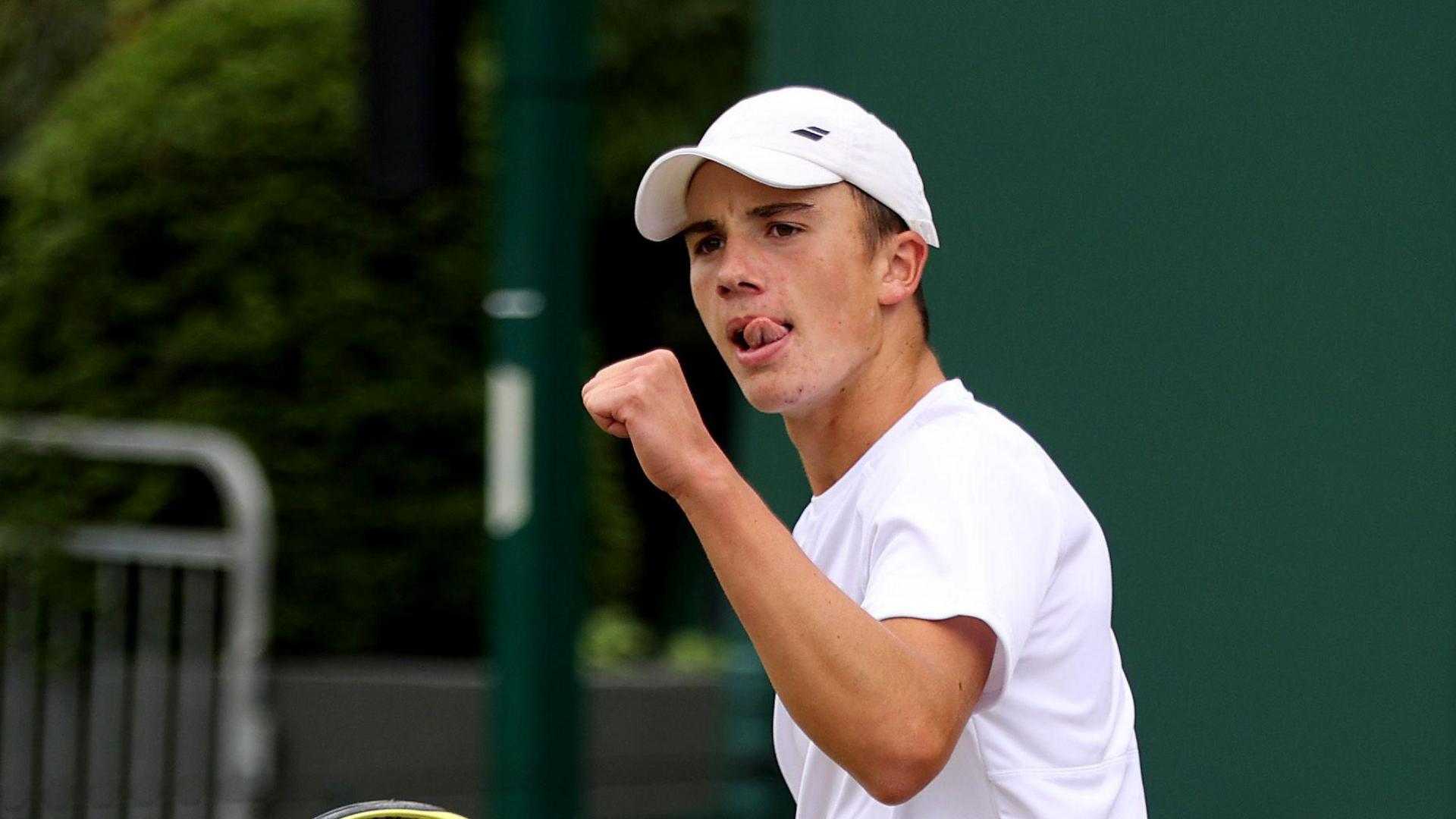 Oliver Tarvet's Wimbledon Dream: A Journey from College Courts to Grand Slam Glory