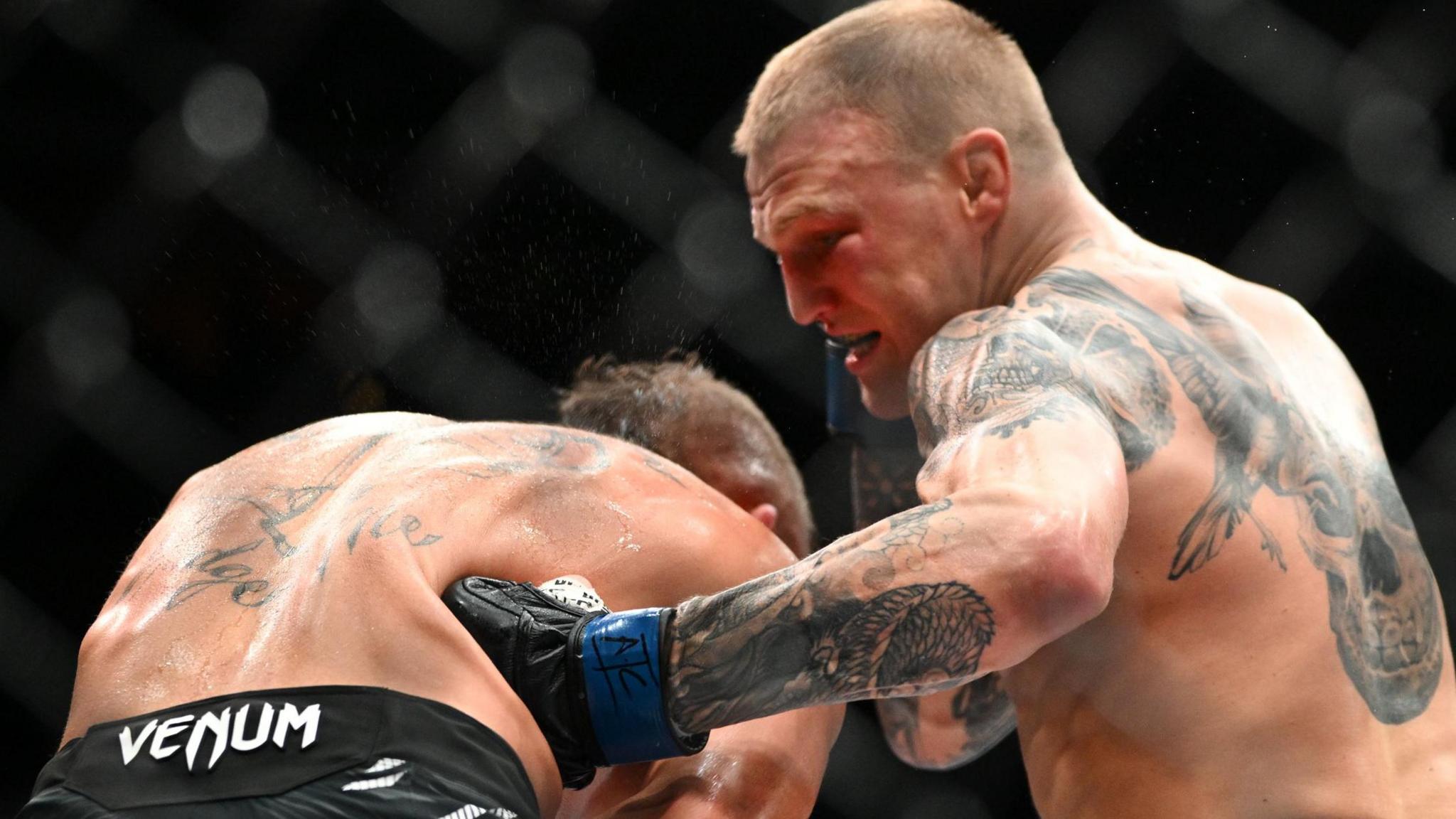Mason Jones Triumphs Over Jeremy Stephens in Thrilling UFC Comeback