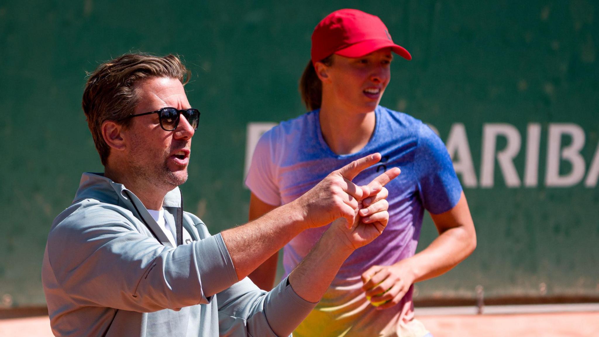 Iga Swiatek's Unprecedented Wimbledon Victory: A Grass Court Triumph