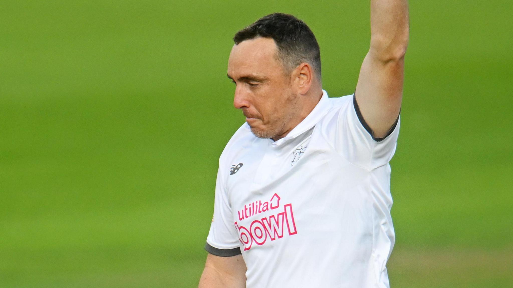 Hampshire Dominates Somerset in Rain-Affected County Championship Clash