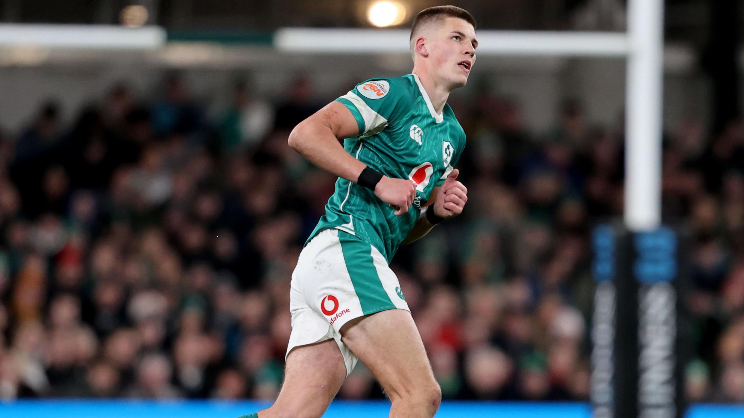 Sam Prendergast Shines in Six Nations: Gibson-Park Praises Young Fly-Half's Composure