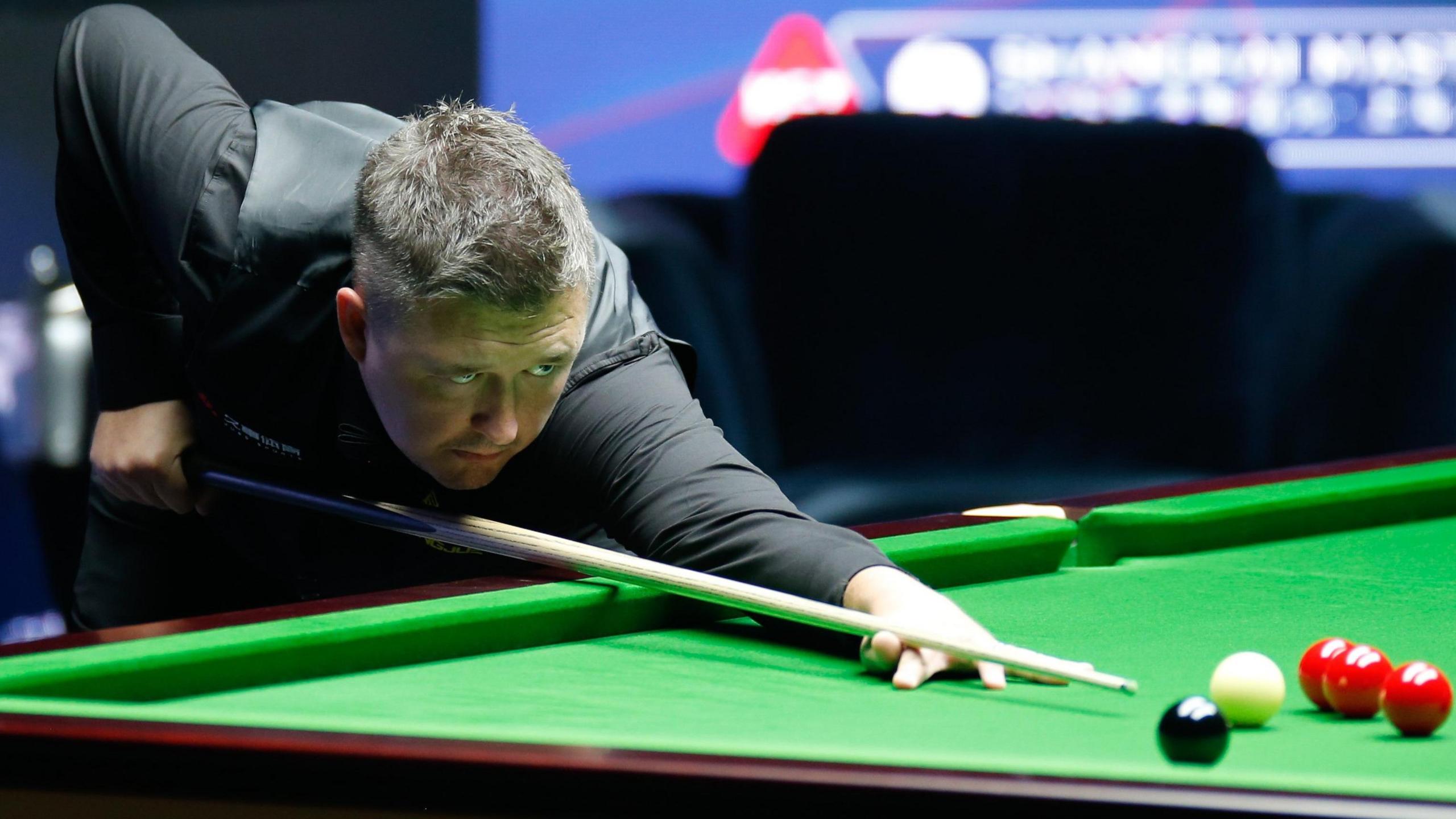 Kyren Wilson Secures Second Shanghai Masters Title in Thrilling Final Against Ali Carter
