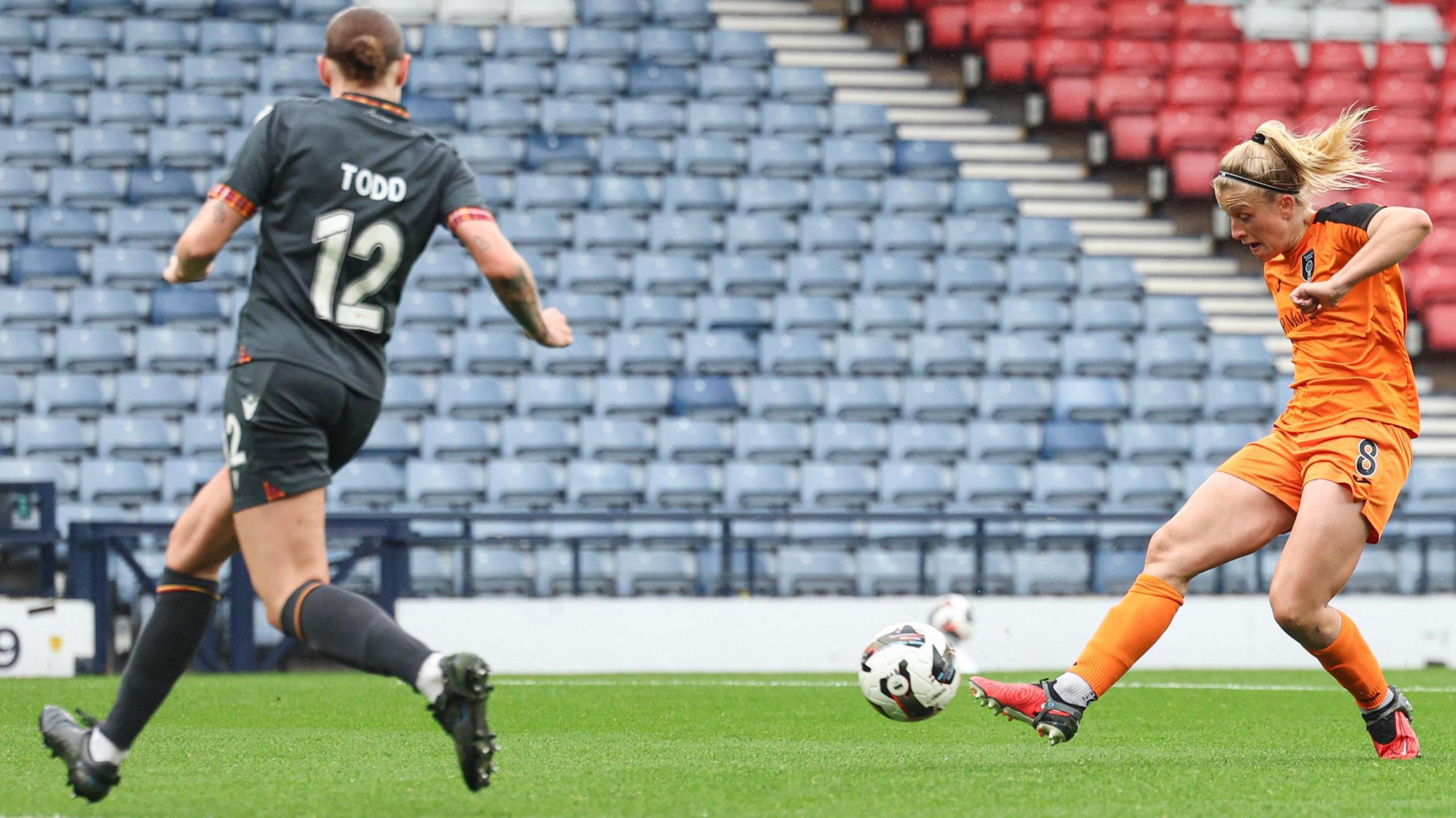 Glasgow City Dominates Women's Scottish Cup Semi-Final, Advances to Final