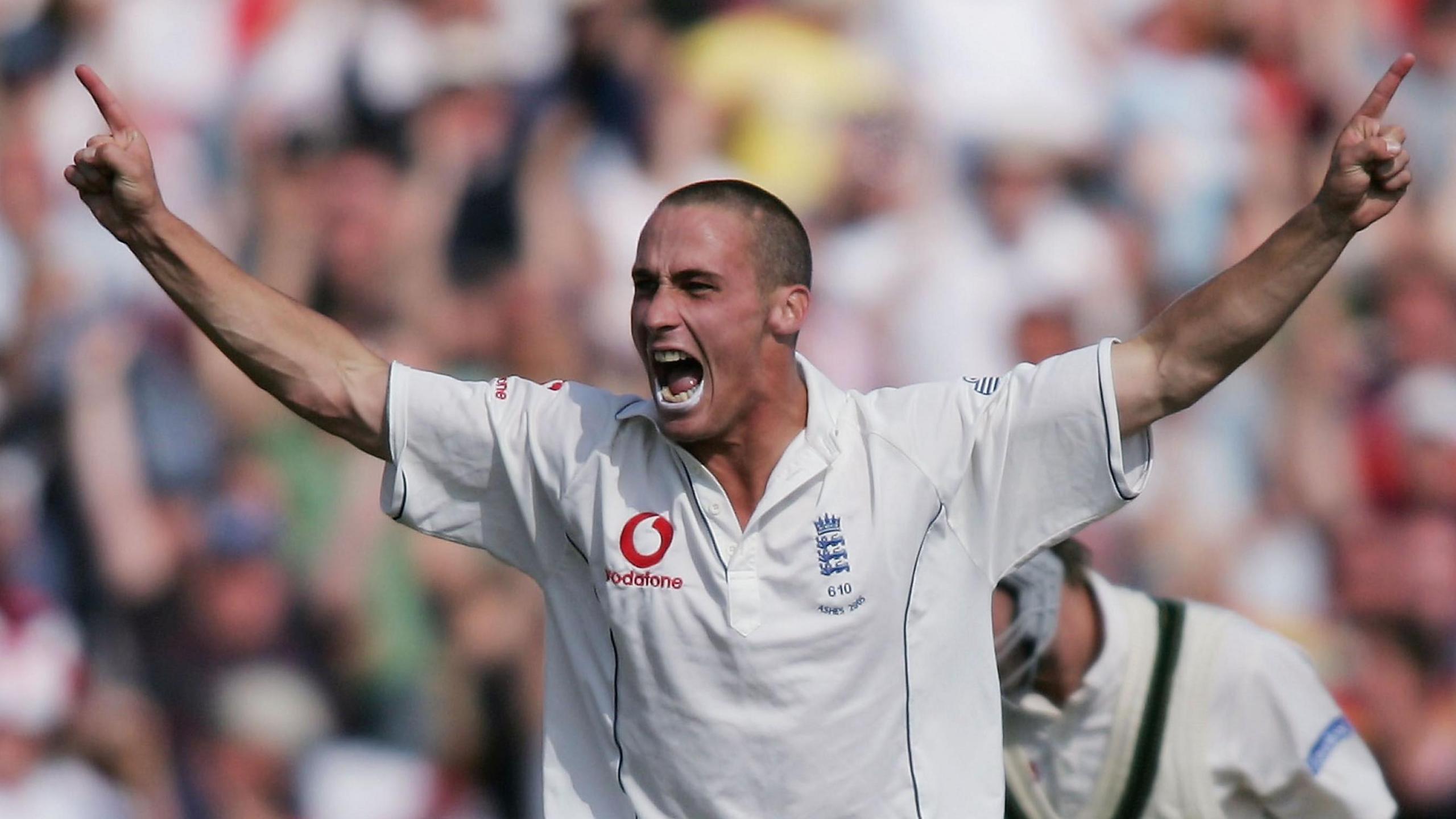 The Legendary 2005 Ashes: Simon Jones' Unforgettable Journey