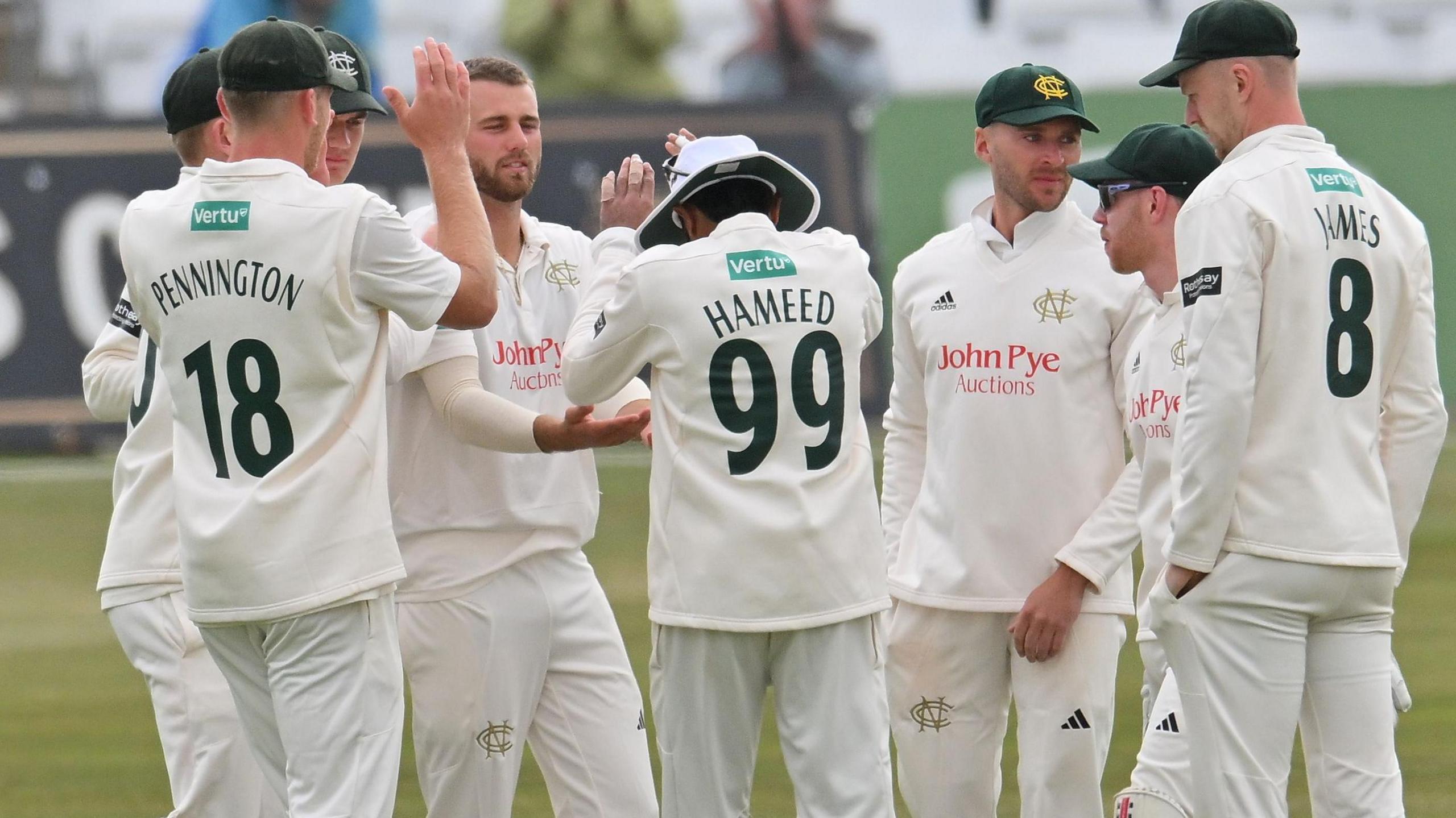 Nottinghamshire's Dominance in Cricket: Hutton and O'Neill Excel