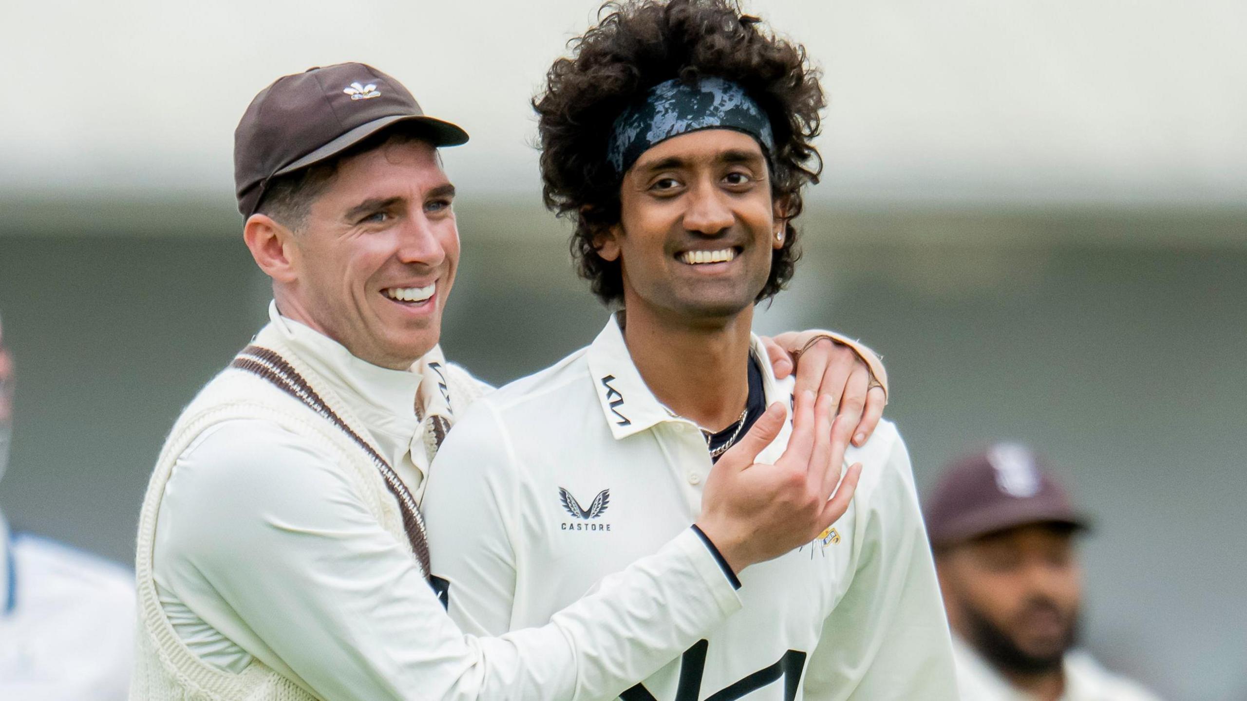 Surrey Dominates Late Innings to Regain Control at Durham