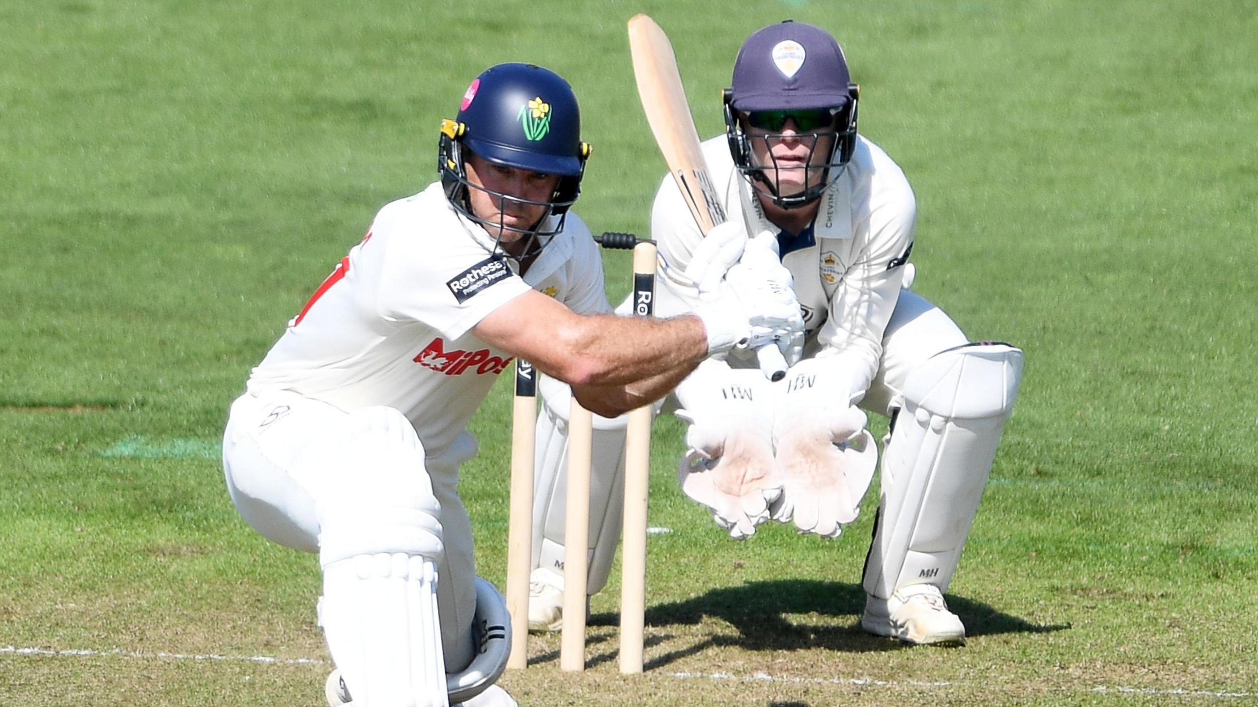 Glamorgan's Resilient Batting Display Against Derbyshire in County Championship