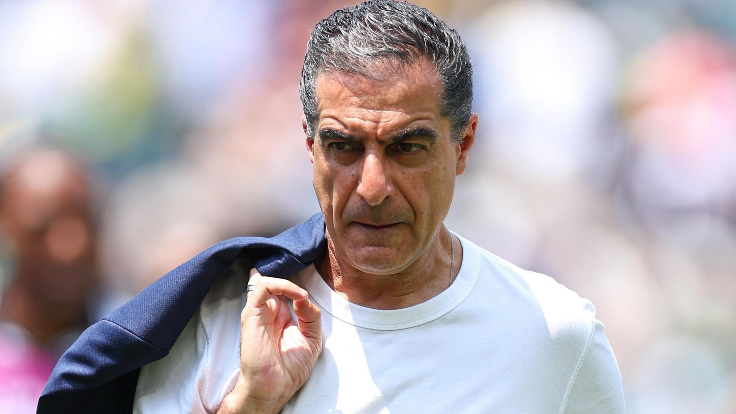 Shocking Dismissal: Renato Paiva's Exit from Botafogo Sparks Outrage