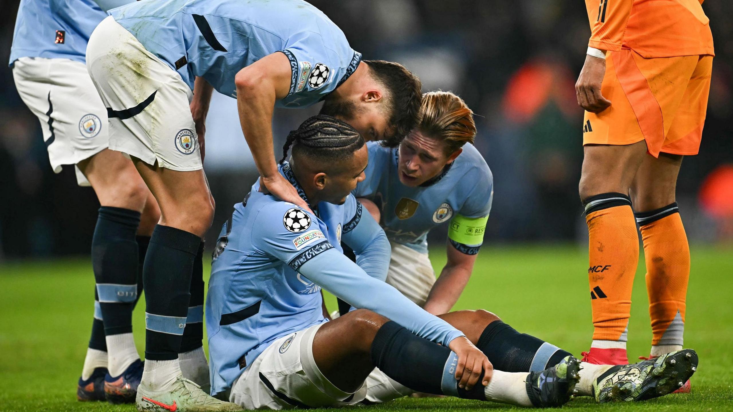 Manchester City Faces Defensive Crisis as Akanji Sidelined for Surgery