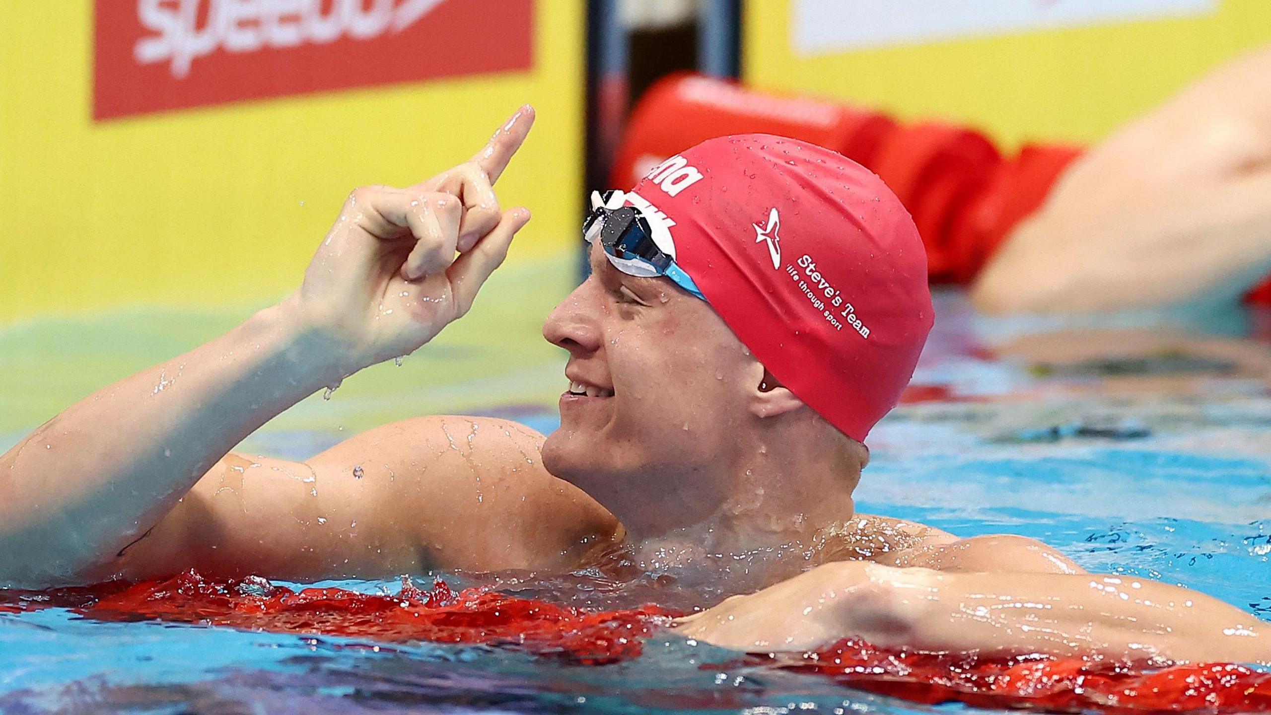 Ollie Morgan Shatters British Backstroke Record: A Journey to World Championship Glory