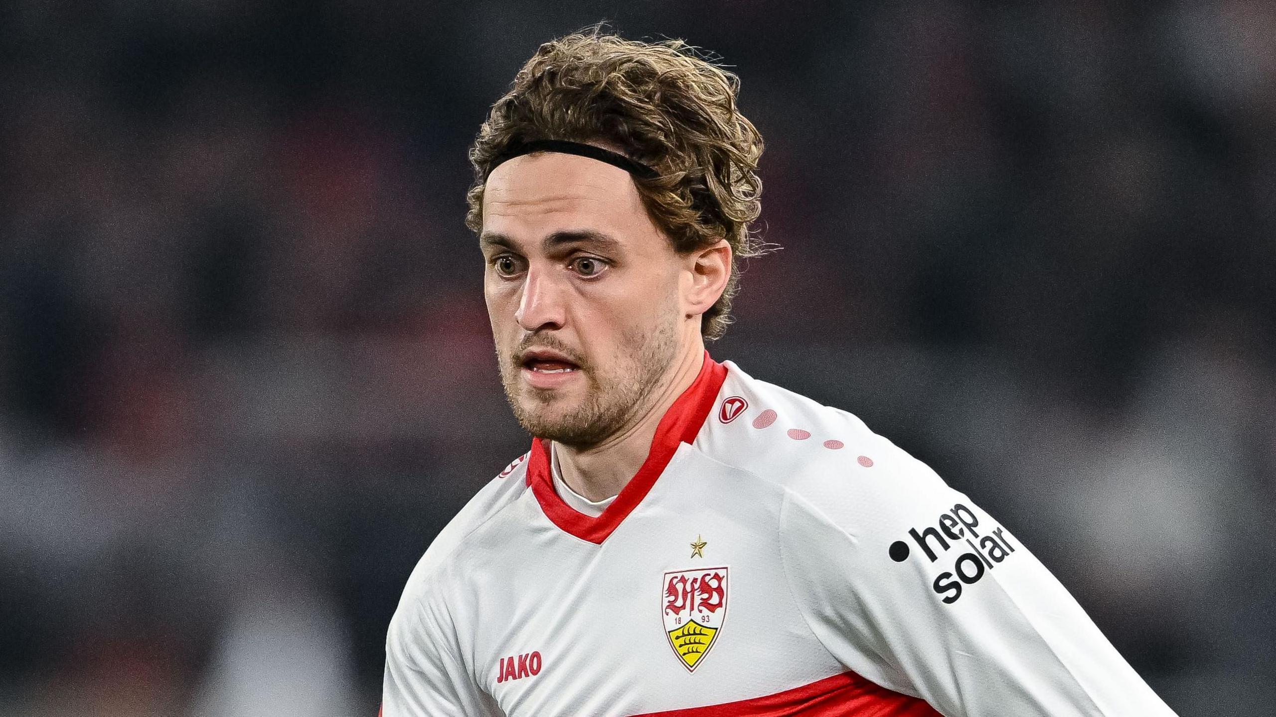 Burnley Secures Jacob Bruun Larsen: A Strategic Return to Turf Moor