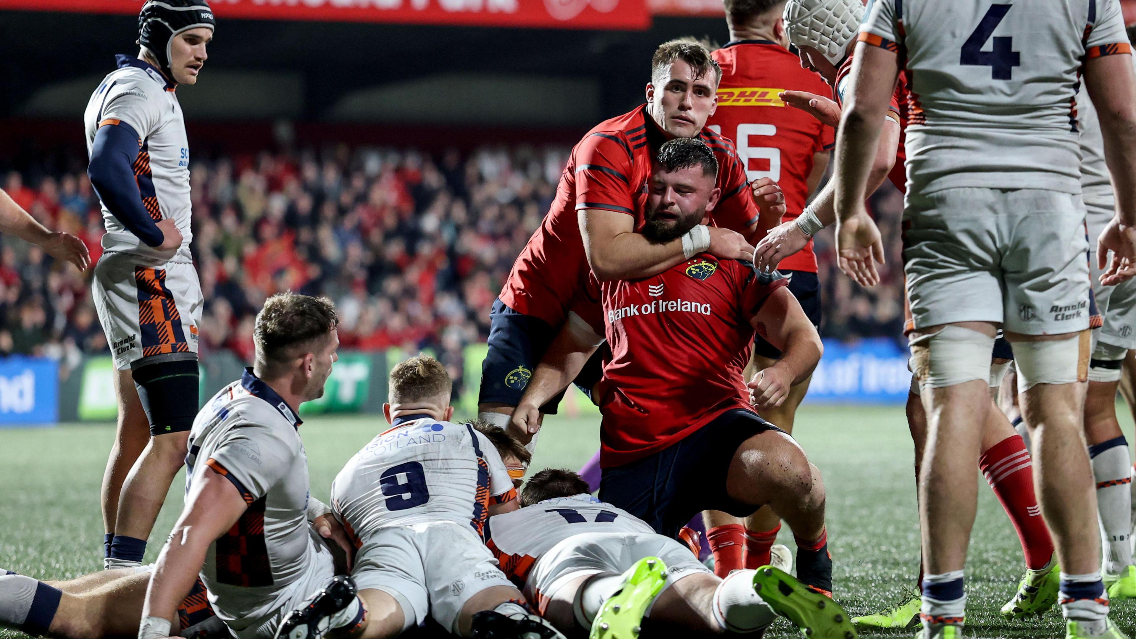 Munster Survive Thrilling Encounter Against 14-Man Edinburgh in United Rugby Championship Clash