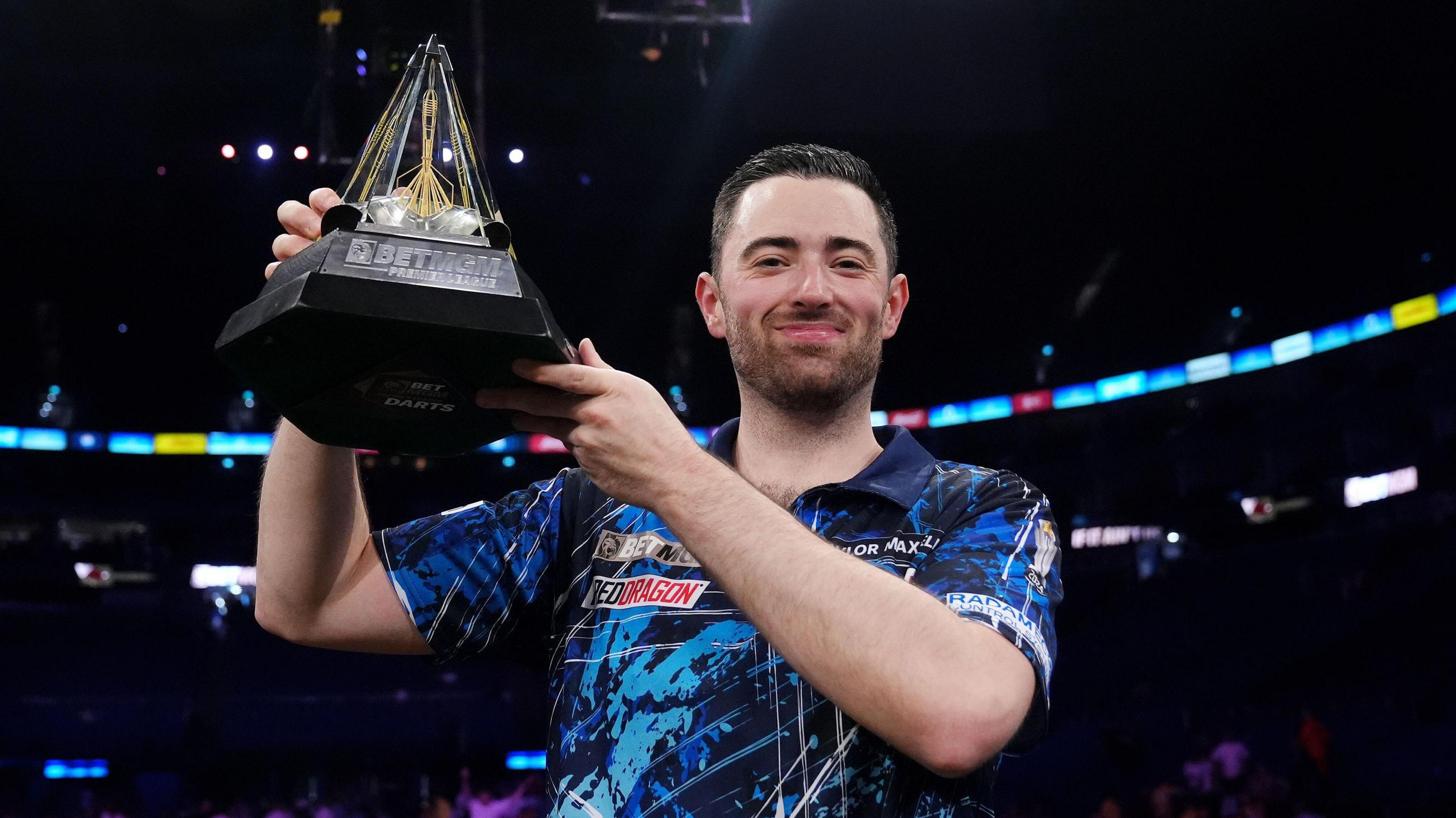 Luke Humphries Triumphs in Triple Crown: A Testament to Mental Strength and Rivalry