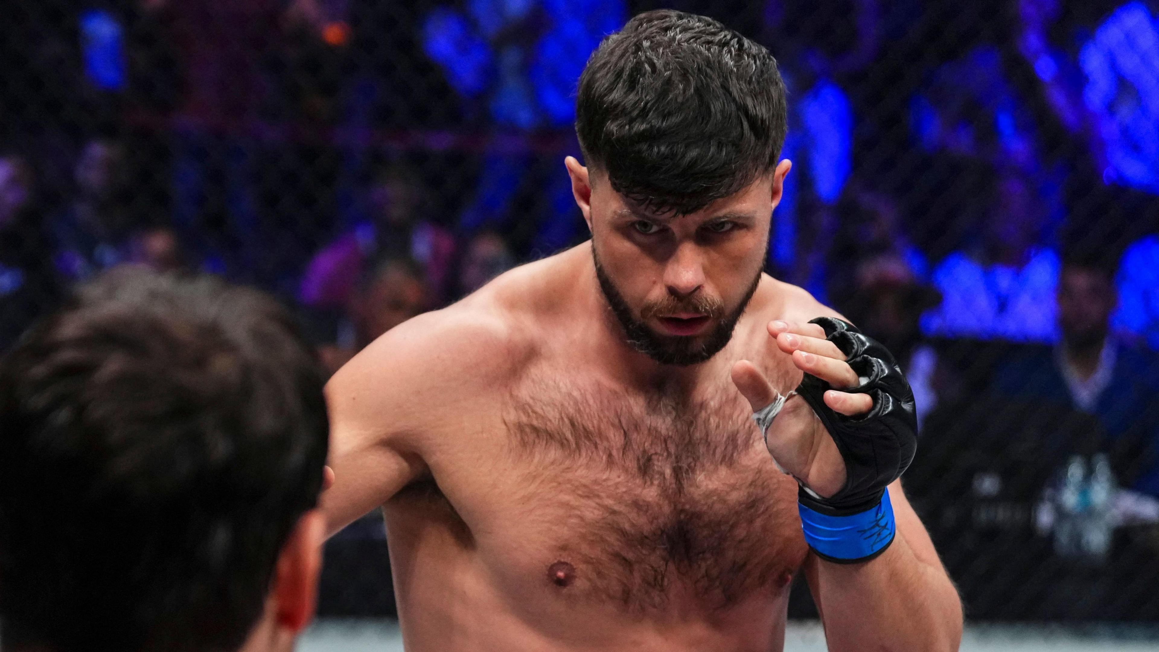 Simeon Powell Advances to PFL Semi-Finals with Stunning Knockout