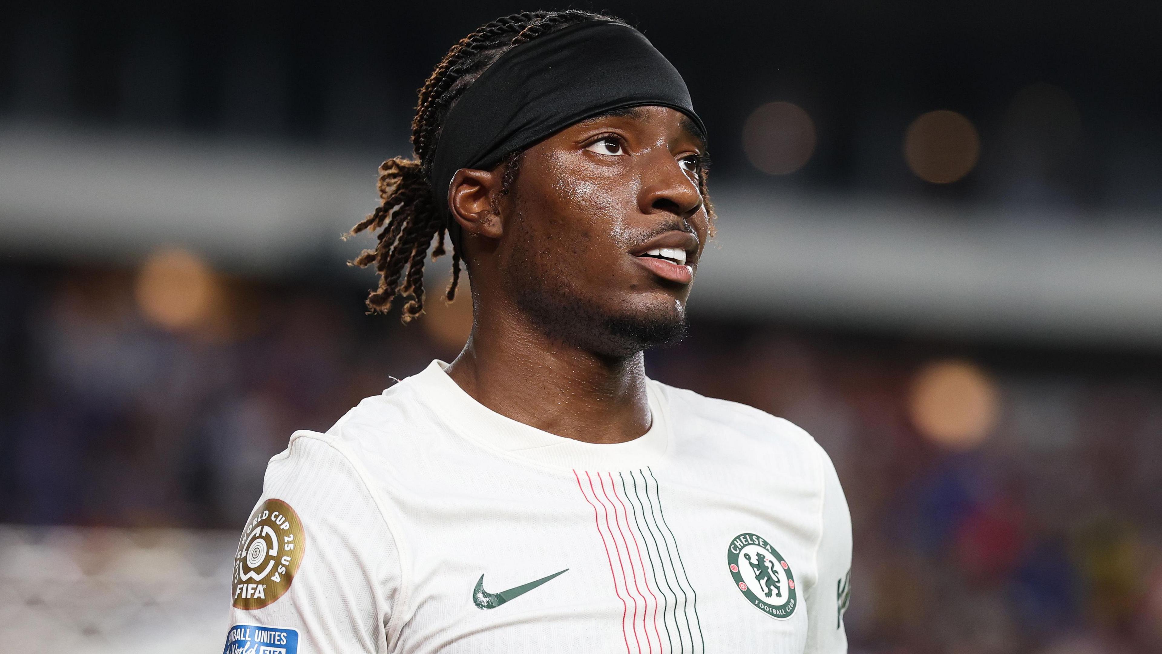 Noni Madueke's Potential Move to Arsenal: A Game-Changing Transfer in the Premier League