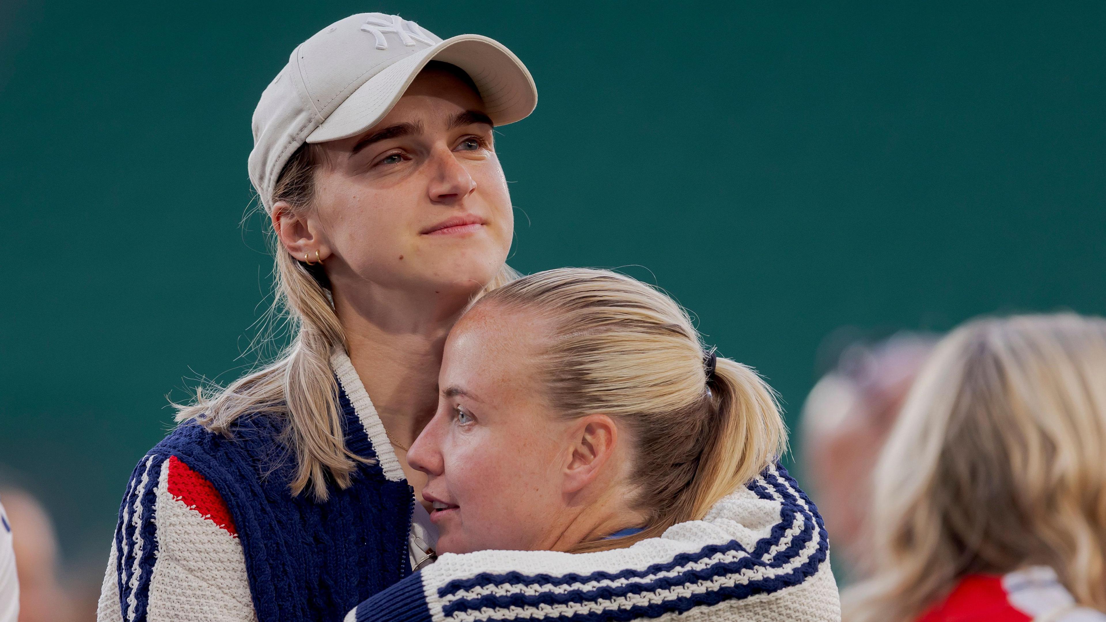 Mead vs. Miedema: The Ultimate Euro 2025 Showdown