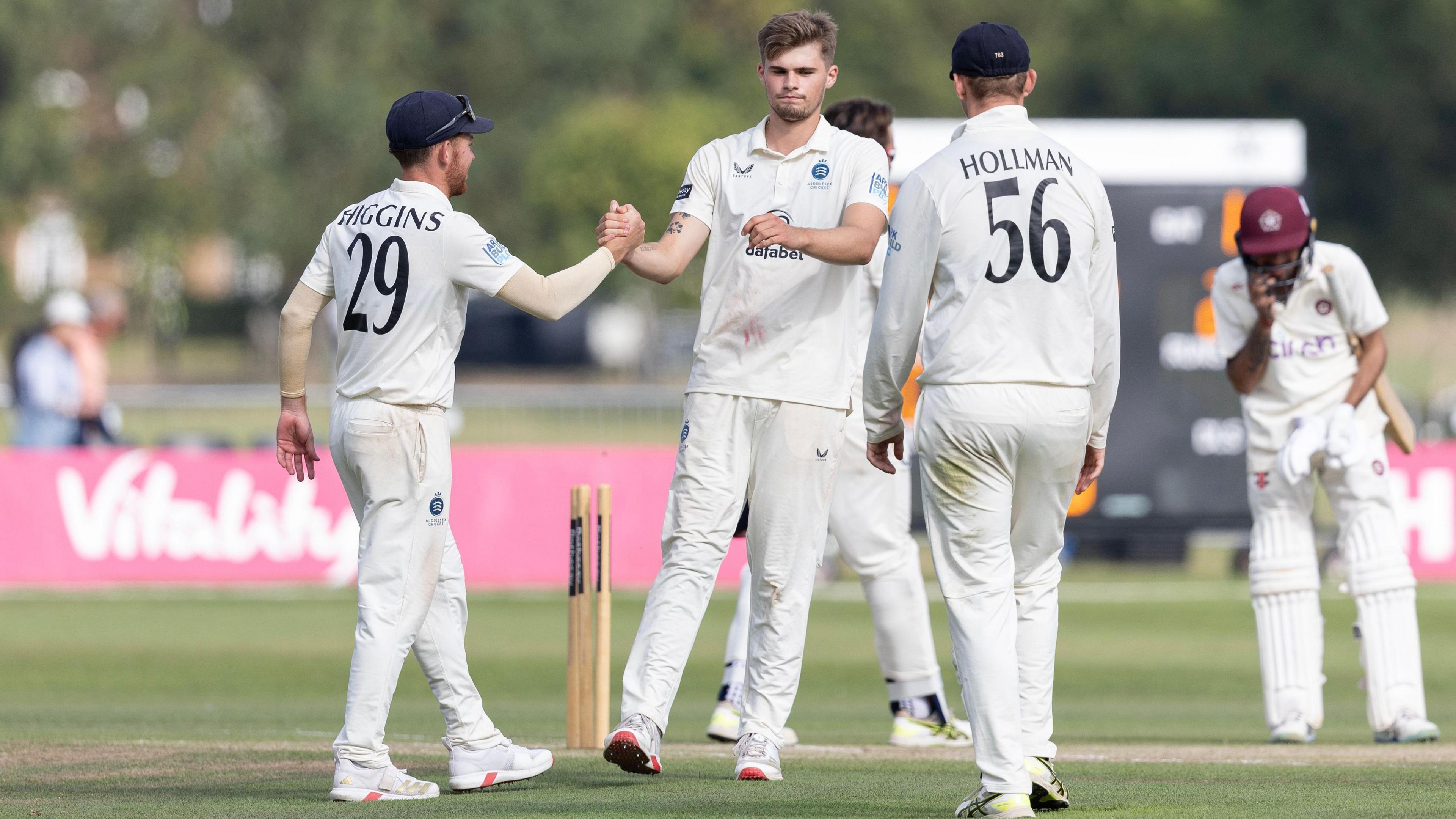 Middlesex Dominates Northamptonshire with an Innings Victory in County Championship